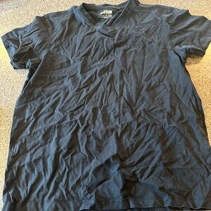 Women’s M shirt